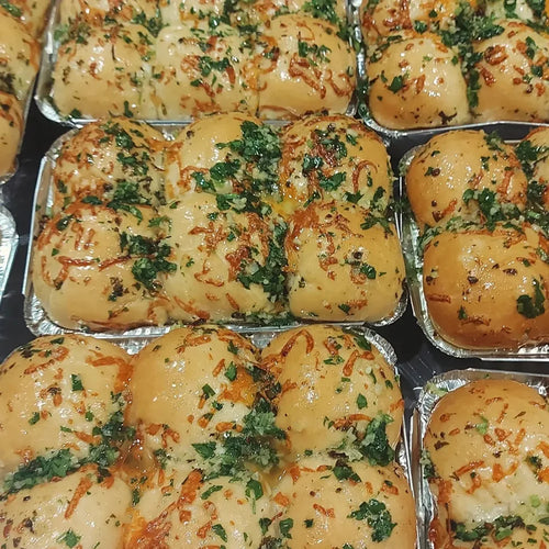 Garlic, Parsley & Cheese Dinner Buns